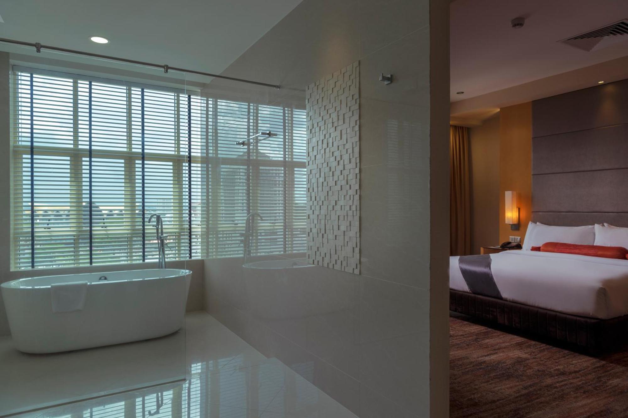Hotel The Waterfront